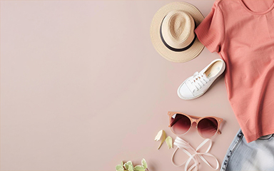 <span class="thin">Lifestyle</span><br>& Apparels
